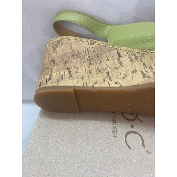 B.OC Women's Green Apple Size 9 Floral accent Wedge Sandal with Box - Picture 7 of 12